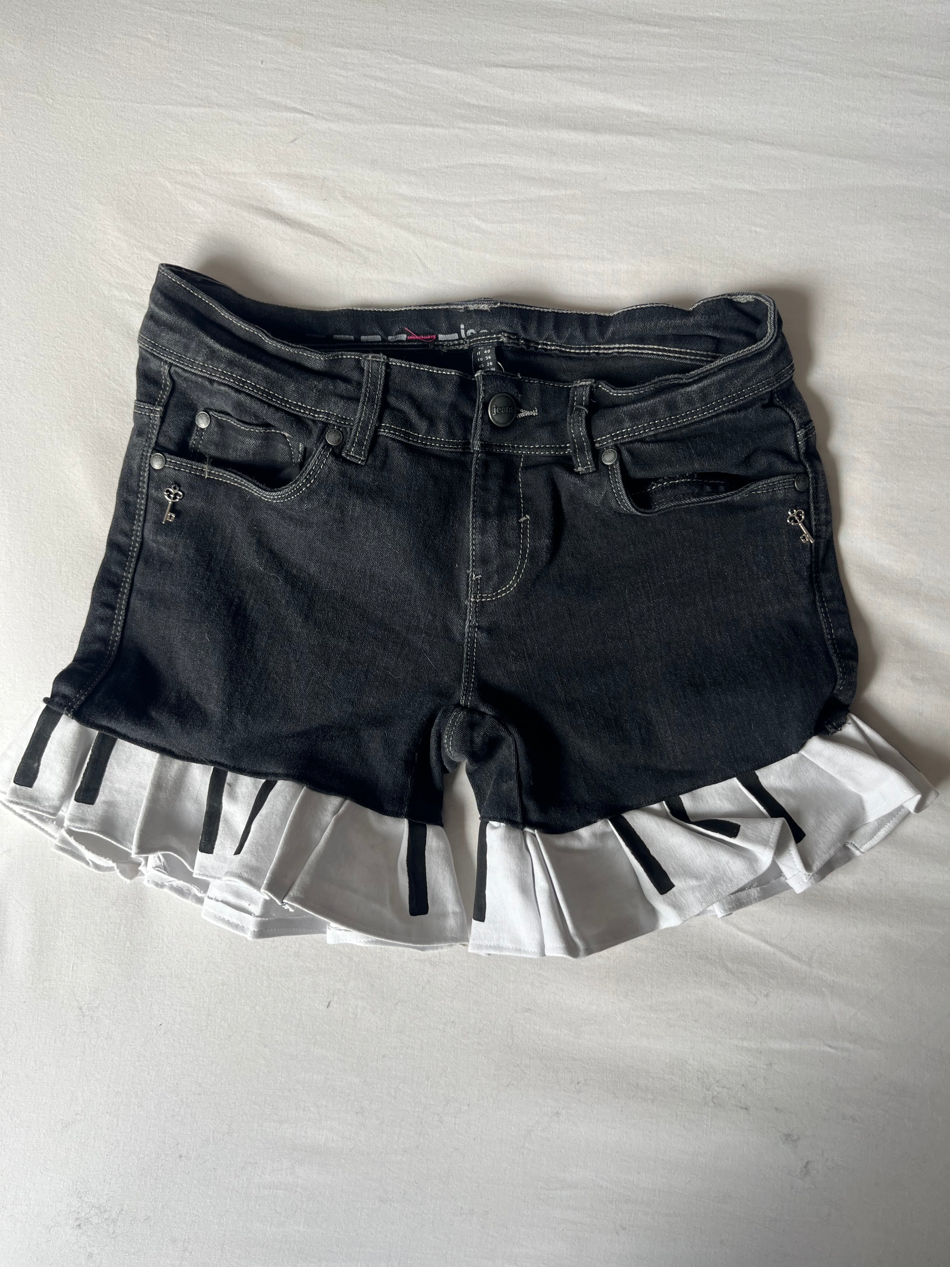 Piano Shorts