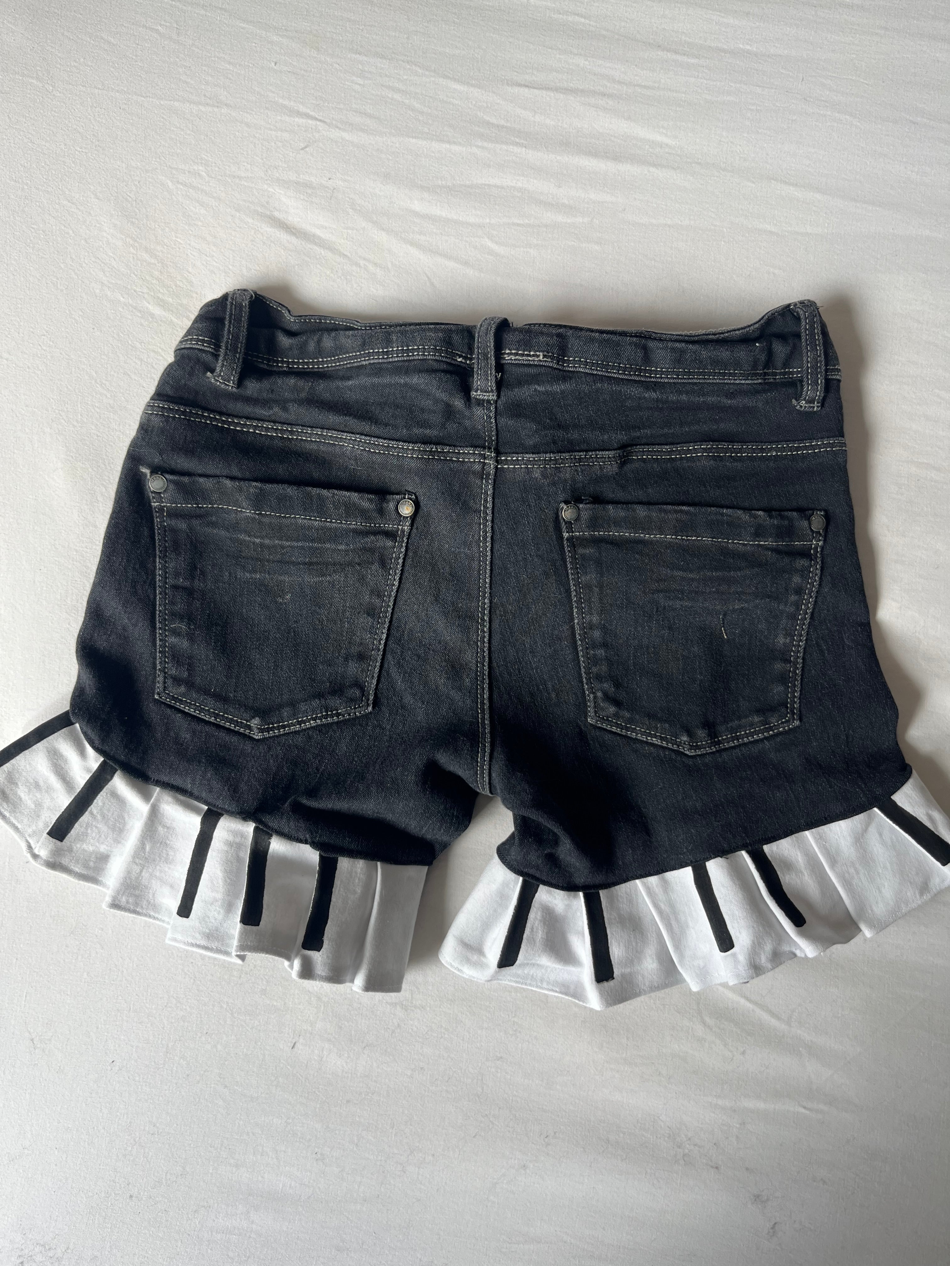 Piano Shorts