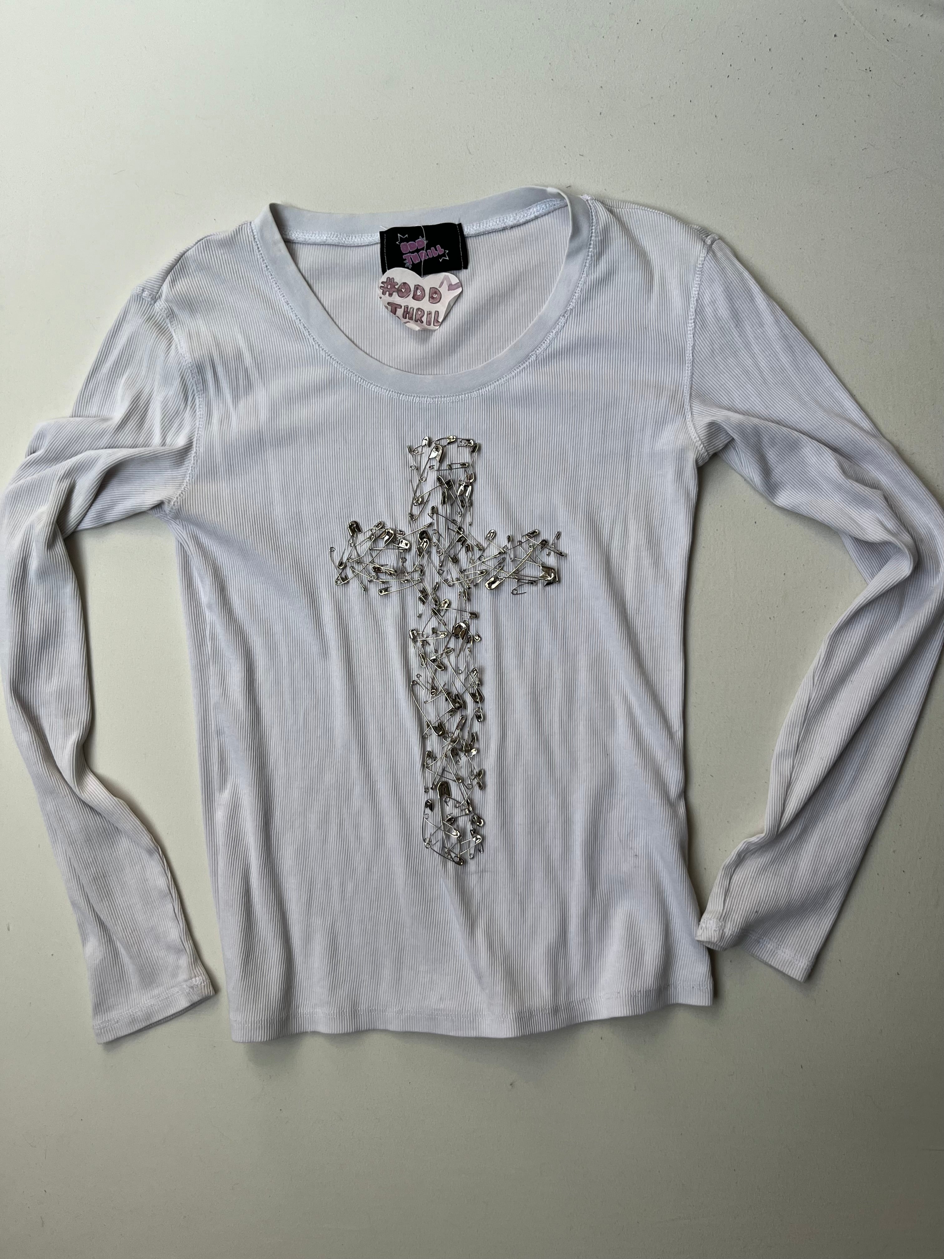 Safety pins cross Top