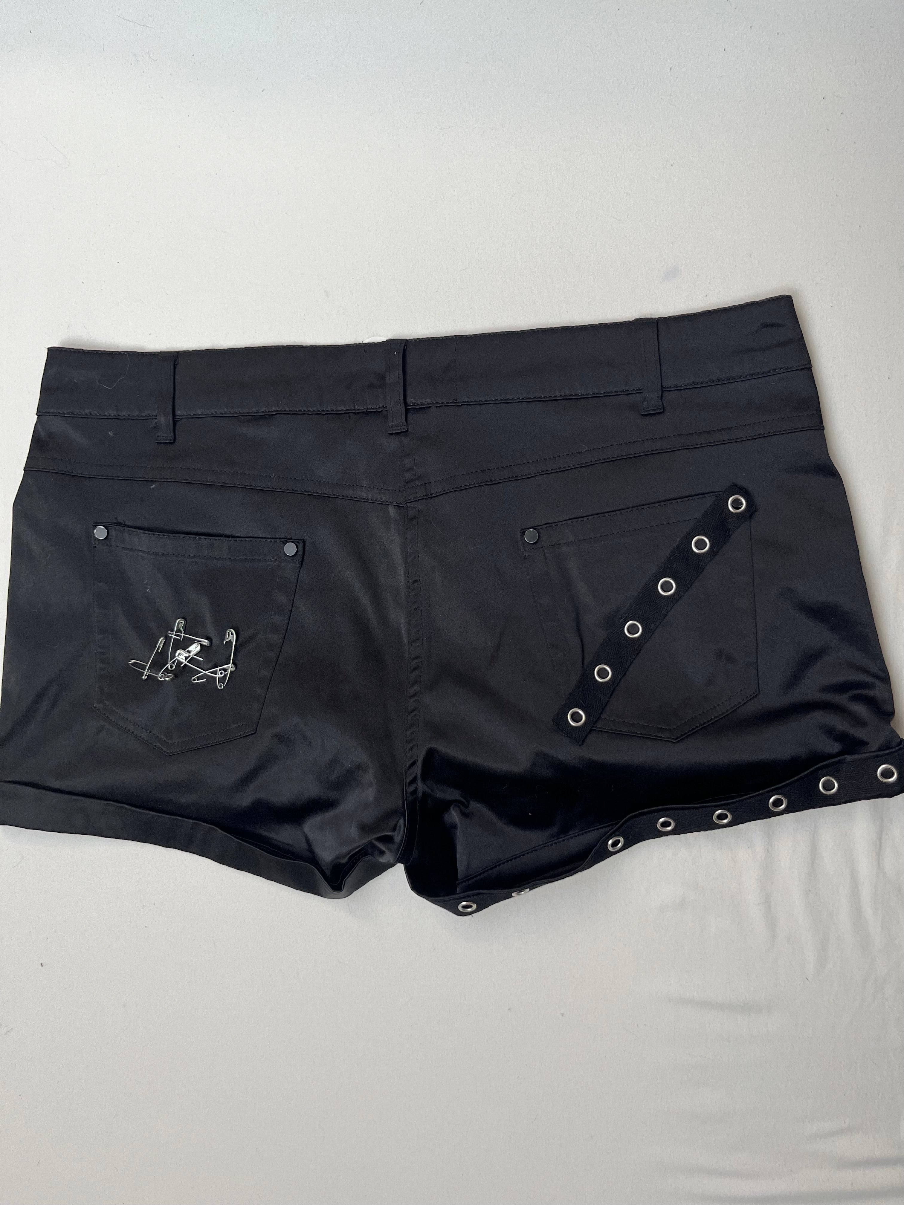 Alt Mini Shorts